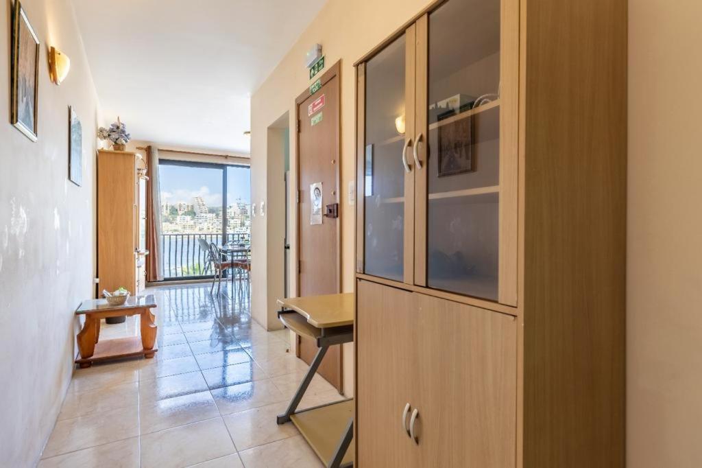 Lovely Seaview Apt At St Paul'S Bay 외부 사진